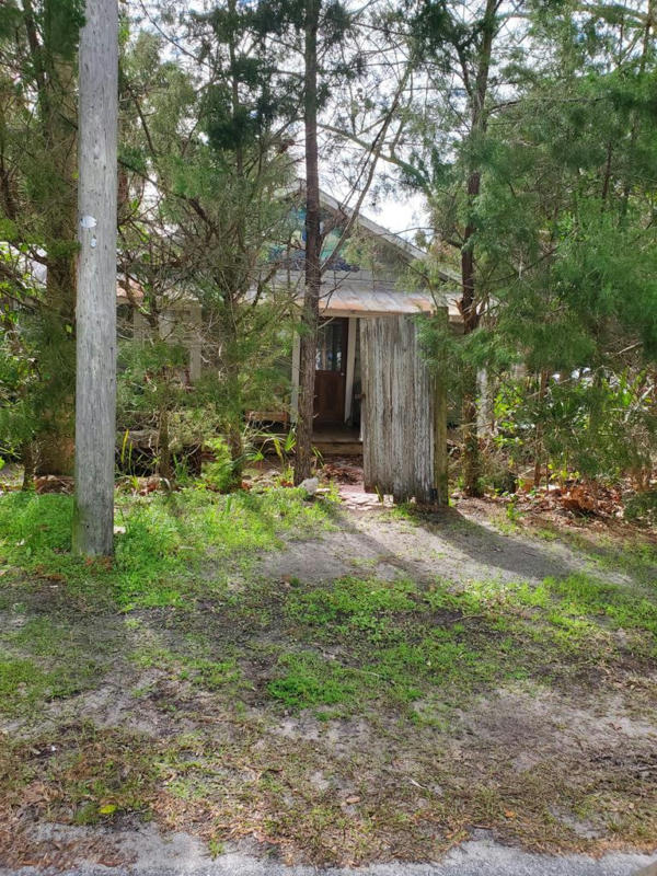 690 6TH ST, CEDAR KEY, FL 32625, photo 1 of 14